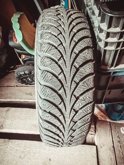 Лот: 14812200. Фото: 1. SAVA Eskimo Stud 185/65 R15 шипы. Шины