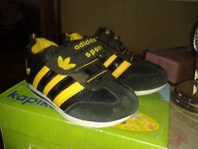 Лот: 5218364. Фото: 1. кроссовки adidas. Кеды, кроссовки