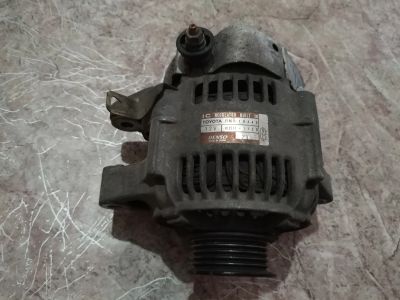 Лот: 13314303. Фото: 1. Генератор Toyota Corona Premio. Электрооборудование