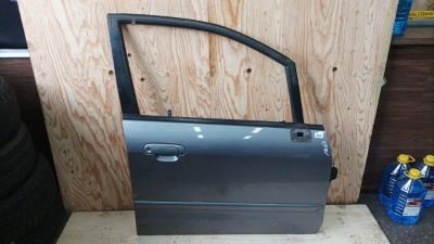 Лот: 18868845. Фото: 1. Дверь боковая Mazda Premacy CP8W... Кузов