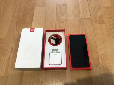 Лот: 17287783. Фото: 1. Oneplus 6. Смартфоны