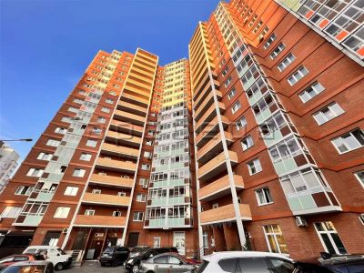 Лот: 20673294. Фото: 1. 2-комнатная квартира на ул. Дмитрия... Квартиры, студии