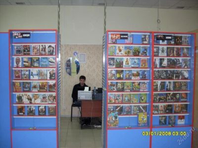 Лот: 93333. Фото: 1. Готовый отдел по продаже CD/DVD-дисков... Торговое