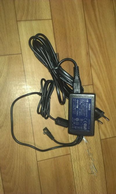 Лот: 4001502. Фото: 1. Блок питания 12V. Зарядные устройства, блоки питания для бытовой техники