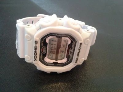 Лот: 4432344. Фото: 1. копия G-SHOCK GX-56 KING белые. Другие наручные часы