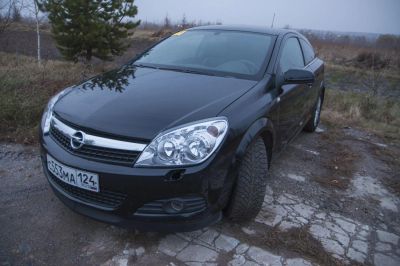 Лот: 4676467. Фото: 1. Opel Astra H GTC. Автомобили