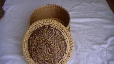 Лот: 867915. Фото: 1. Шкатулка из бересты "Медведь с... Другое (ручная работа)