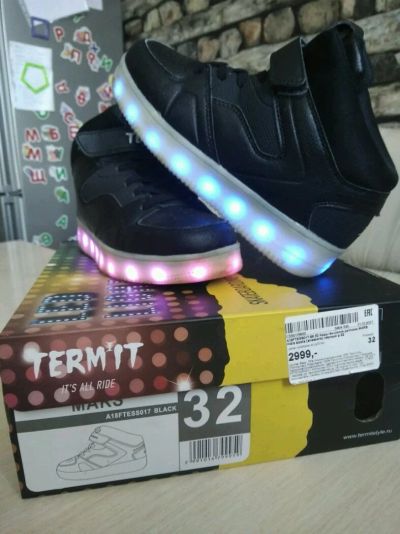 Лот: 11743972. Фото: 1. Кросовки led Termit. Кеды, кроссовки