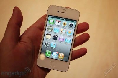 Лот: 1061456. Фото: 1. Белый iPhone4 16gb. Абсолютно... Смартфоны
