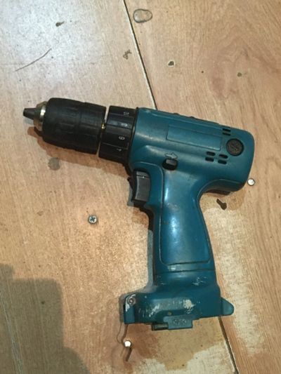 Лот: 14795048. Фото: 1. Шуруповерт Makita на Запчасти. Запчасти