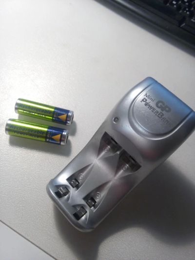 Лот: 7244736. Фото: 1. Устройство зарядное GP Powerbank... Зарядные устройства, блоки питания для бытовой техники
