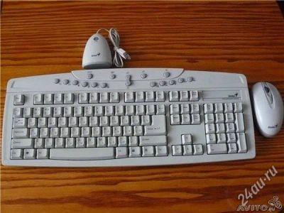 Лот: 1045712. Фото: 1. беспроводный комплект:Genius GK-04005... Клавиатуры и мыши
