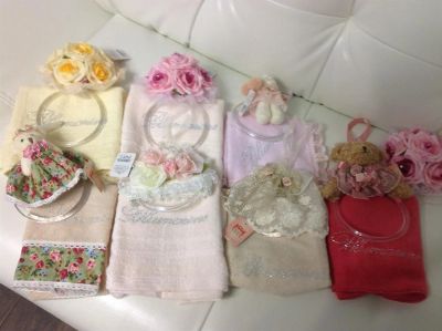 Лот: 3778972. Фото: 1. Красивое полотенце для рук Blumarine. Скатерти, салфетки