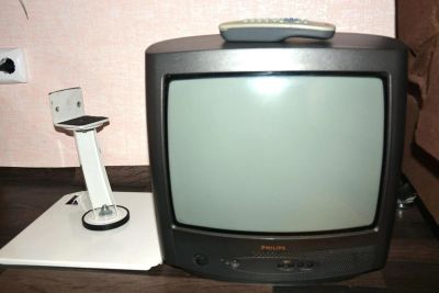 Лот: 7111935. Фото: 1. Телевизор Philips 15 " для съёмной... Телевизоры