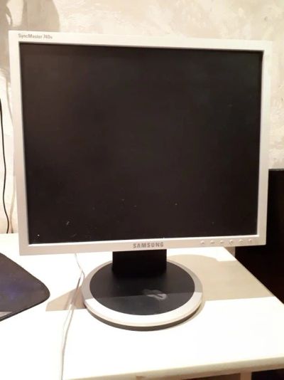 Лот: 17008399. Фото: 1. монитор samsung 740n d. ЖК-мониторы