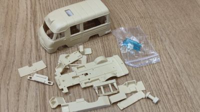 Лот: 23524599. Фото: 1. Кит УАЗ-САРЗ-2925 медицинский... Автомоделизм