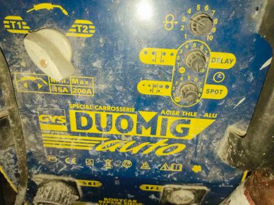 Лот: 25350036. Фото: 1. Полуавтомат duomig 253e. Сварочные аппараты