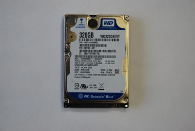 Лот: 10687652. Фото: 1. жесткий диск для ноутбука 320Gb... Жёсткие диски (HDD)