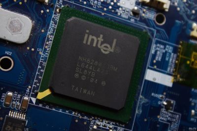 Лот: 15396426. Фото: 1. NH82801GBM южный мост Intel SL8YB. Микроконтроллеры
