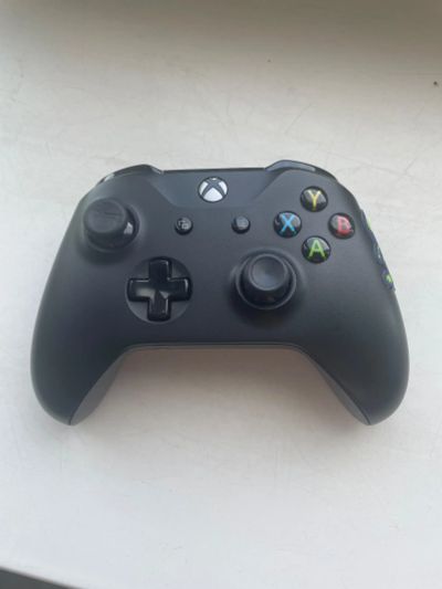 Лот: 20864304. Фото: 1. Геймпад Xbox. Аксессуары для игровых приставок, консолей, геймпады
