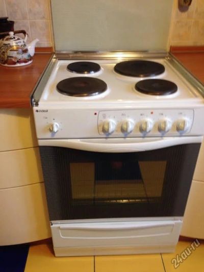 Лот: 4593944. Фото: 1. Электрическая плита Indesit KG... Плиты, духовые шкафы, варочные поверхности