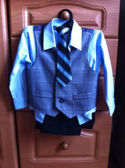 Лот: 6651793. Фото: 1. Детский костюм. Тройка . Костюмы, пиджаки, комбинезоны