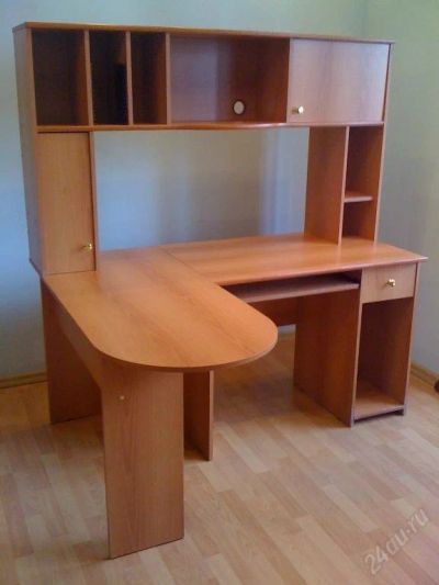 Лот: 125160. Фото: 1. Отличный компьютерный стол. Другое (мебель)