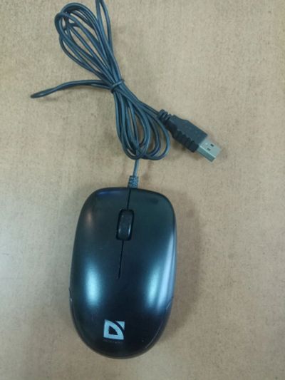 Лот: 13147170. Фото: 1. Мышь Defender Datum MM-010, USB. Клавиатуры и мыши