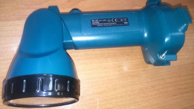 Лот: 10035908. Фото: 1. Фонарь Makita ML120 12V без акк... Электроинструмент