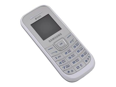 Лот: 2922517. Фото: 1. samsung GT-E1202 замена Nokia. Кнопочные мобильные телефоны