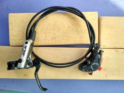 Лот: 14802590. Фото: 1. Задний тормоз Shimano SLX M675. Запчасти