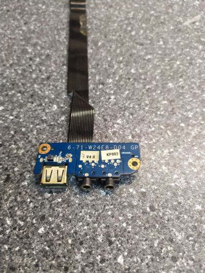 Лот: 17474501. Фото: 1. Плата с разъемами USB, AUDIO 6-71-W24E8-D04... Другое (комплектующие)