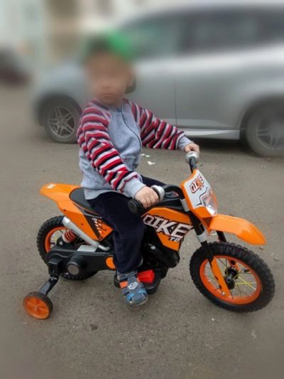 Лот: 16369215. Фото: 1. Детский электро мотоцикл. Детские спортивные комплексы, батуты