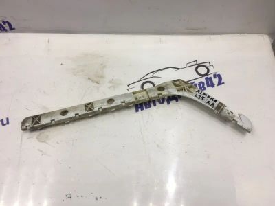 Лот: 21716681. Фото: 1. крепление бампера Nissan Almera... Двигатель и элементы двигателя