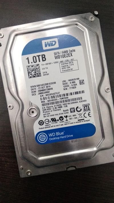 Лот: 13383687. Фото: 1. Western Digital WD WD10EZEX 1000... Жёсткие диски (HDD)