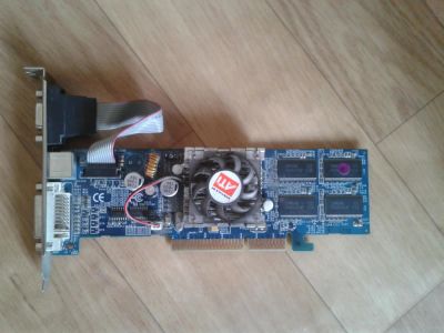 Лот: 4343107. Фото: 1. видеокарта ATI Radeon R9600LP... Видеокарты
