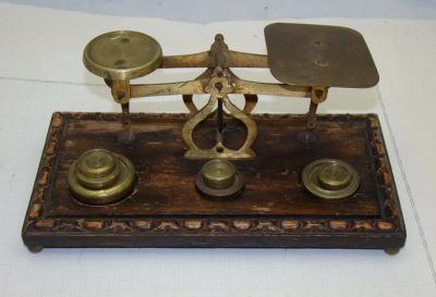 Лот: 14763117. Фото: 1. Весы антикварные с гирями (N128... Другое (антиквариат)