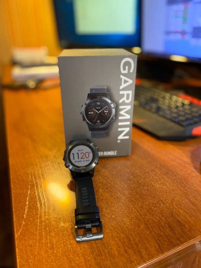 Лот: 15428056. Фото: 1. Garmin Fenix 5. Оригинальные наручные часы