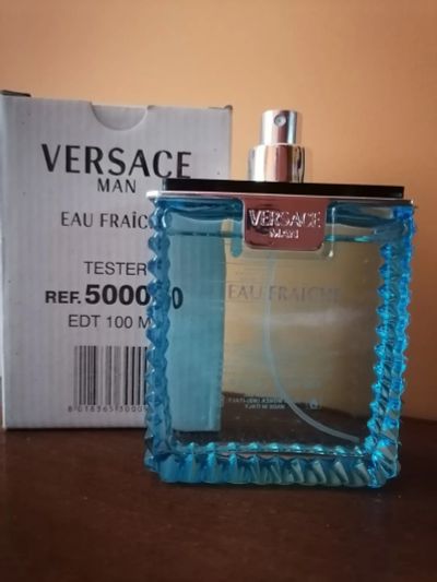 Лот: 19455663. Фото: 1. Тестер Versace Eau Fraiche мужской... Мужская парфюмерия