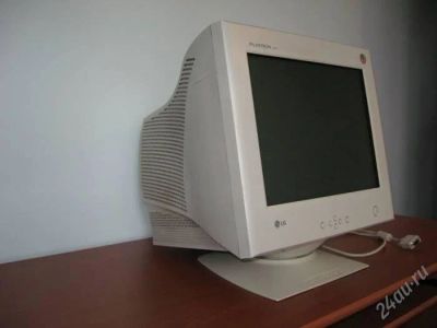 Лот: 752563. Фото: 1. Рабочий монитор LG FLATRON 775FT. ЭЛТ-мониторы