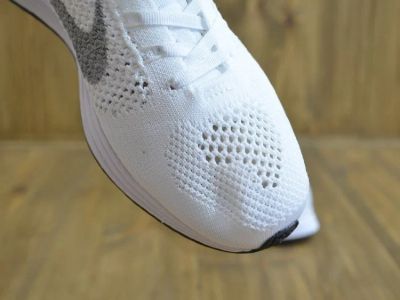 Лот: 14957800. Фото: 1. Кроссовки Nike Flyknit Racer white. Кеды, кроссовки, слипоны