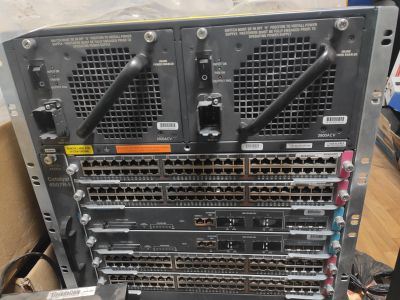 Лот: 18577479. Фото: 1. Комплект маршрутизаторов Cisco... Маршрутизаторы (роутеры)