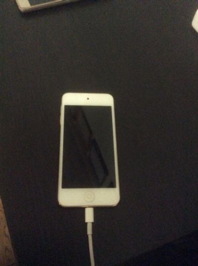 Лот: 9985394. Фото: 1. IPod touch 6 32 gb. Дата-кабели, переходники