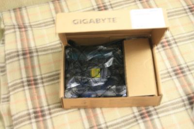 Лот: 8335390. Фото: 1. Материнка ga-h61w-s1. Материнские платы