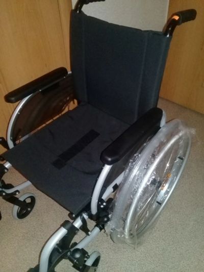Лот: 12740026. Фото: 1. Инвалидное кресло Ottobock. Реабилитация, уход за больными
