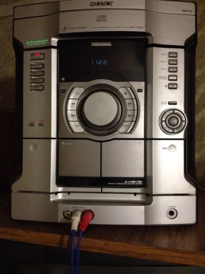 Лот: 6579375. Фото: 1. Sony HCD-RG220, AUX,Обмен на смартфон. Музыкальные центры, магнитолы