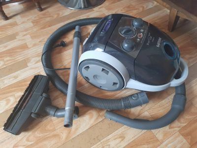 Лот: 20662404. Фото: 1. Пылесос Philips. Пылесосы, паровые швабры