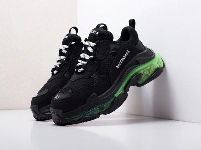 Лот: 17649340. Фото: 1. Кроссовки Balenciaga Triple S... Кеды, кроссовки, слипоны