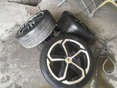 Лот: 14407535. Фото: 1. Диски r18 на резине лето. Диски