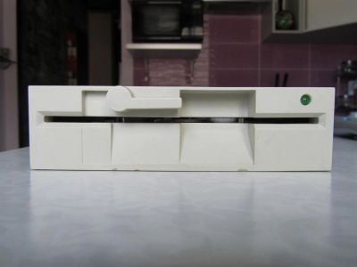 Лот: 3150490. Фото: 1. Дисковод винтажный 5'25'' Mitsumi... Приводы CD, DVD, BR, FDD